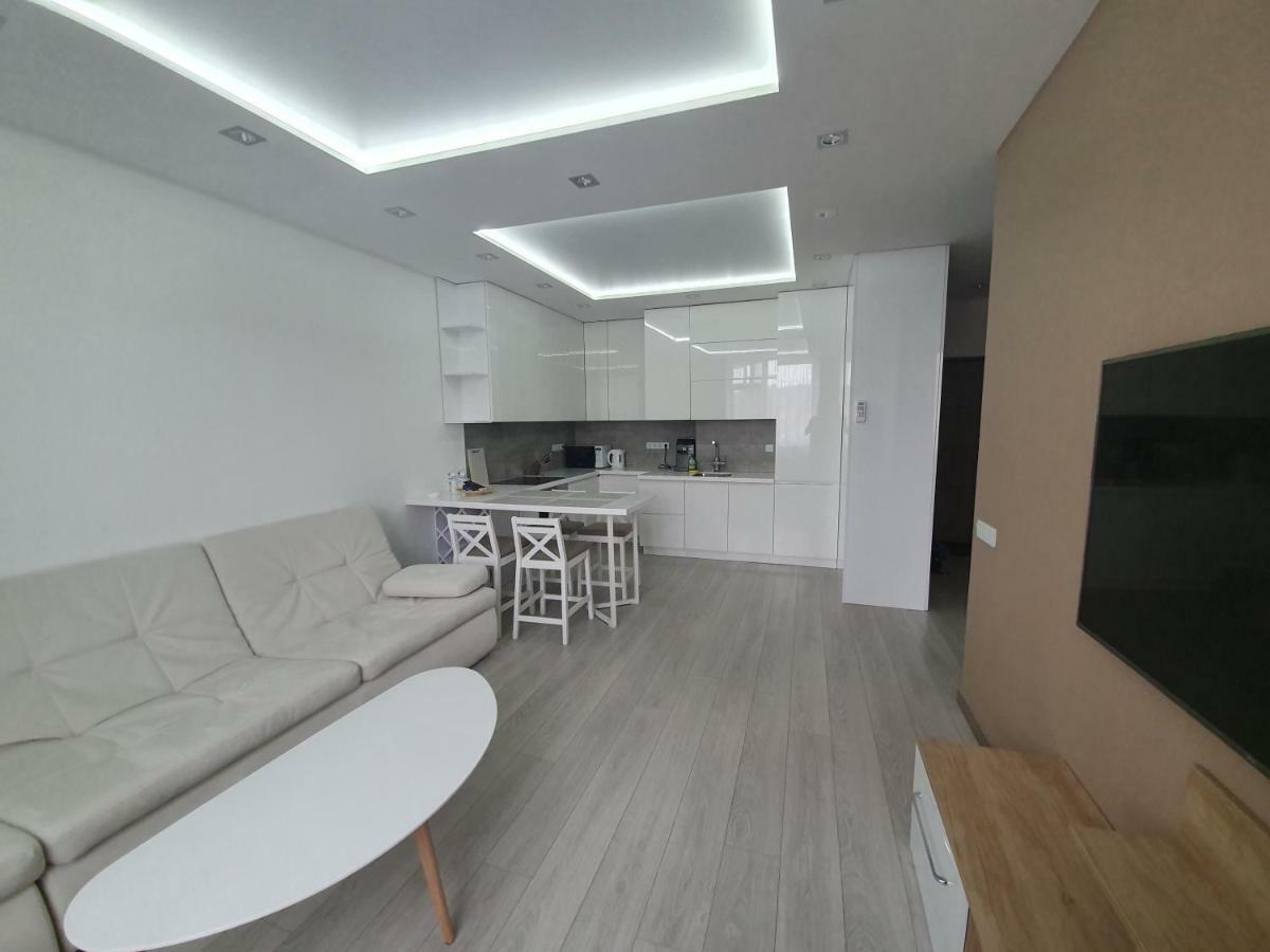 Luxapartment Kiev Exterior foto